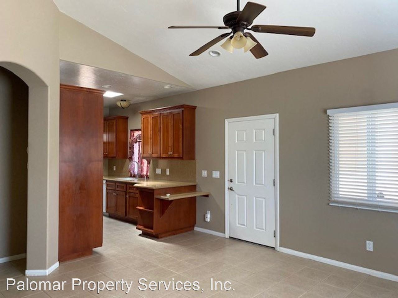 30713 Lilac Rd - Photo 2 of 15