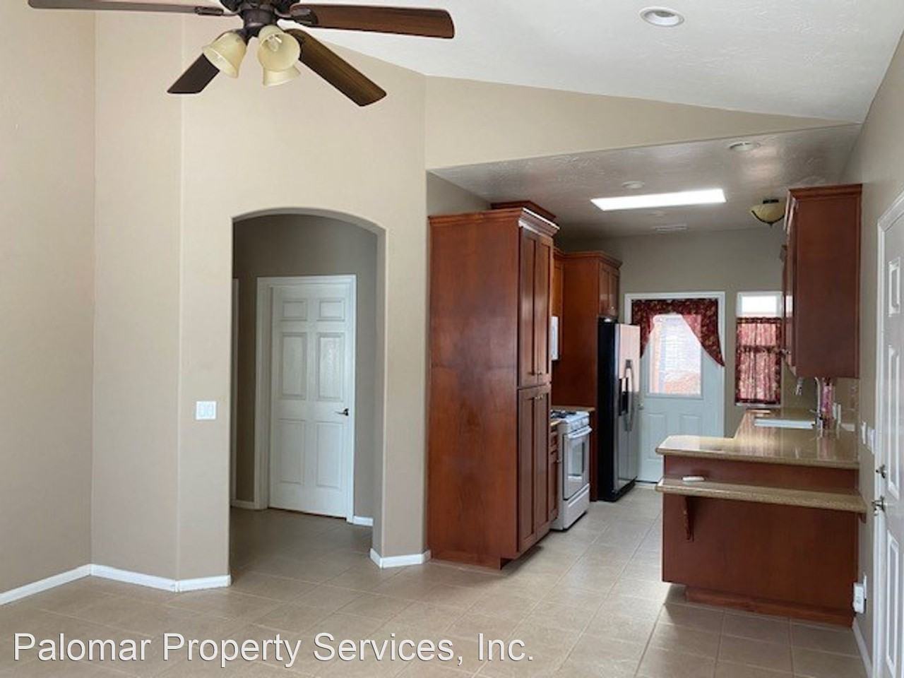 30713 Lilac Rd - Photo 3 of 15