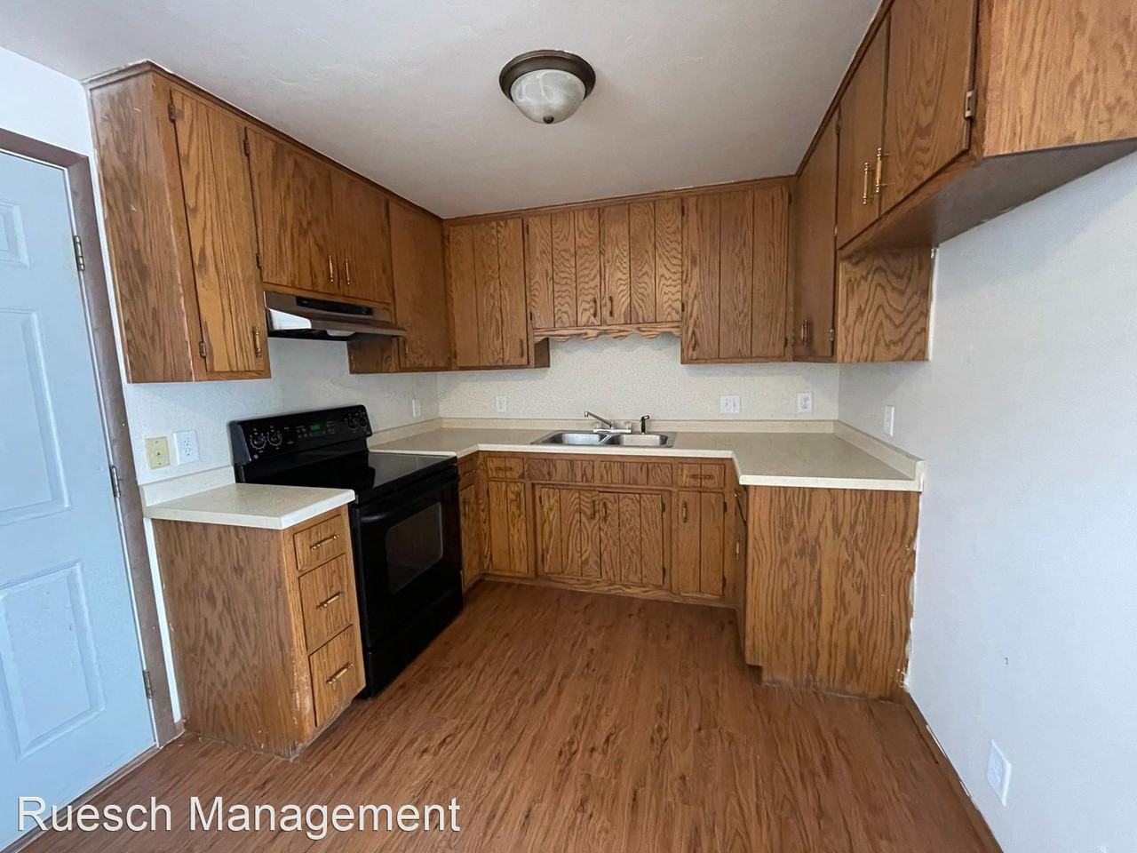 1162 Scheuring Rd - Photo 3 of 9