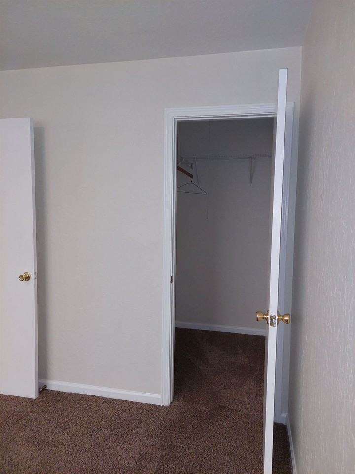 3640-3646 Pioneer Trail - Photo 3 of 8