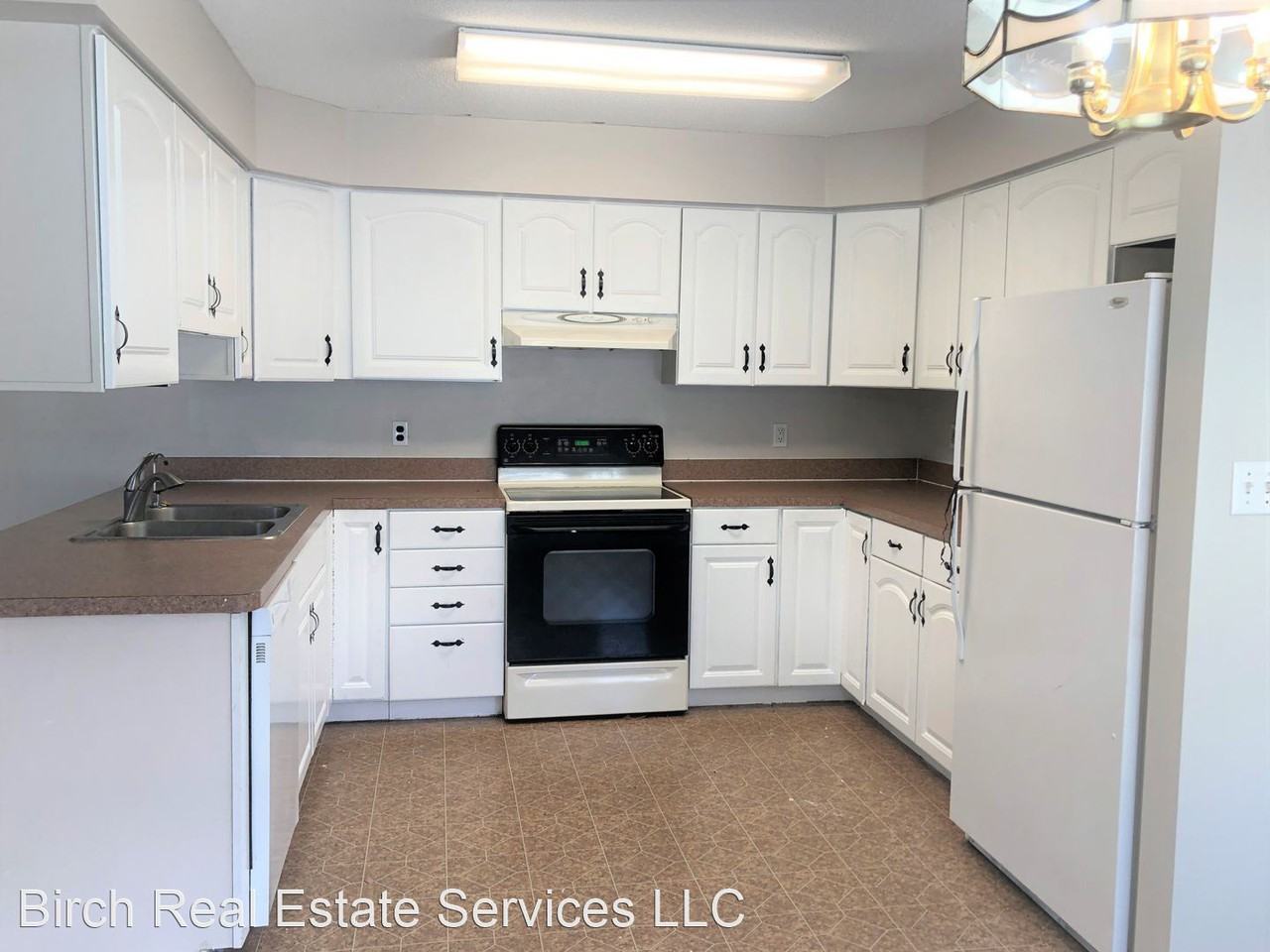 8128 Papaya Street - Photo 2 of 10
