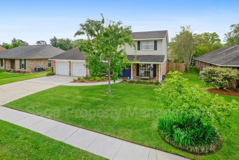 4643 Fleet Dr - Photo 2 of 36