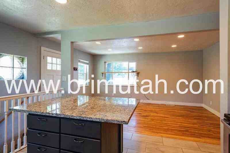 653 N St - Photo 7 of 21