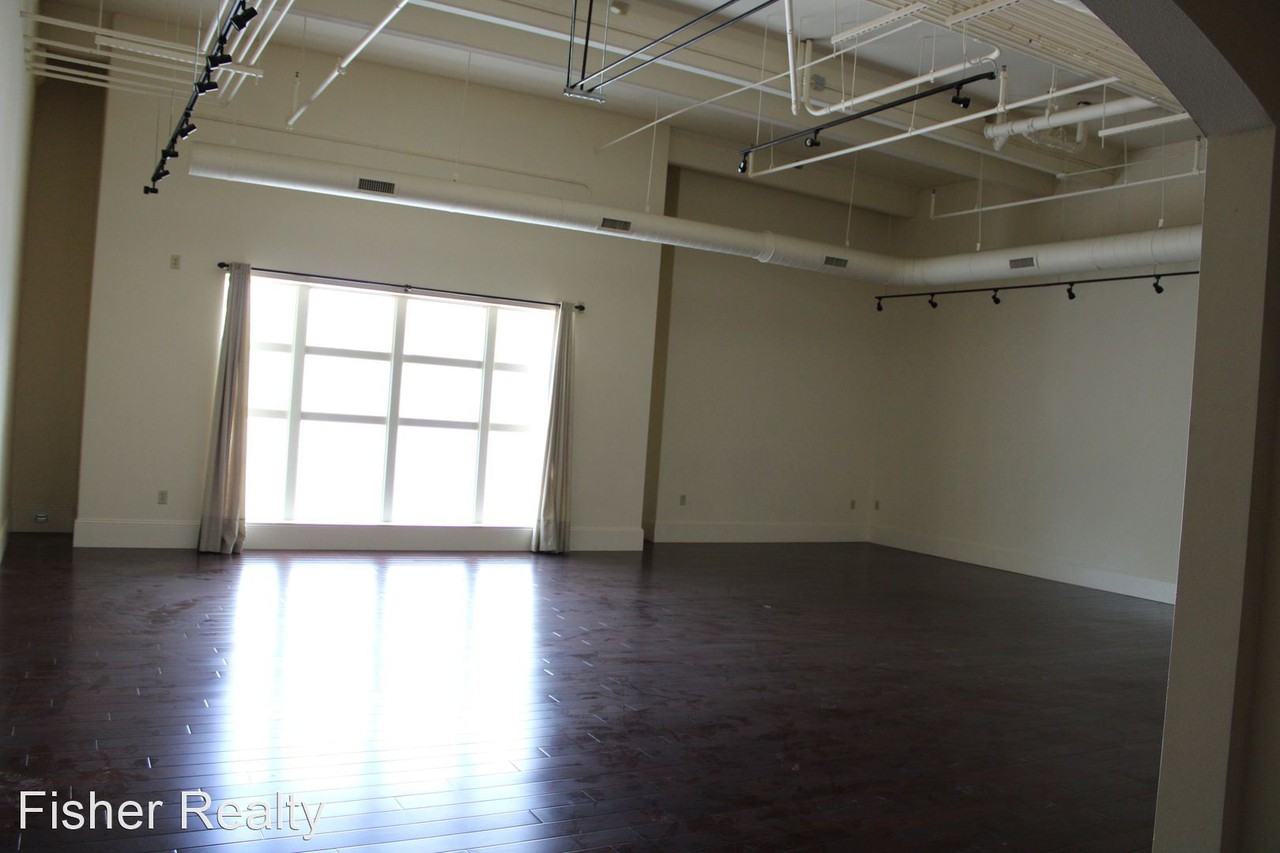 29 W French Broad St #211 - Photo 2 of 17