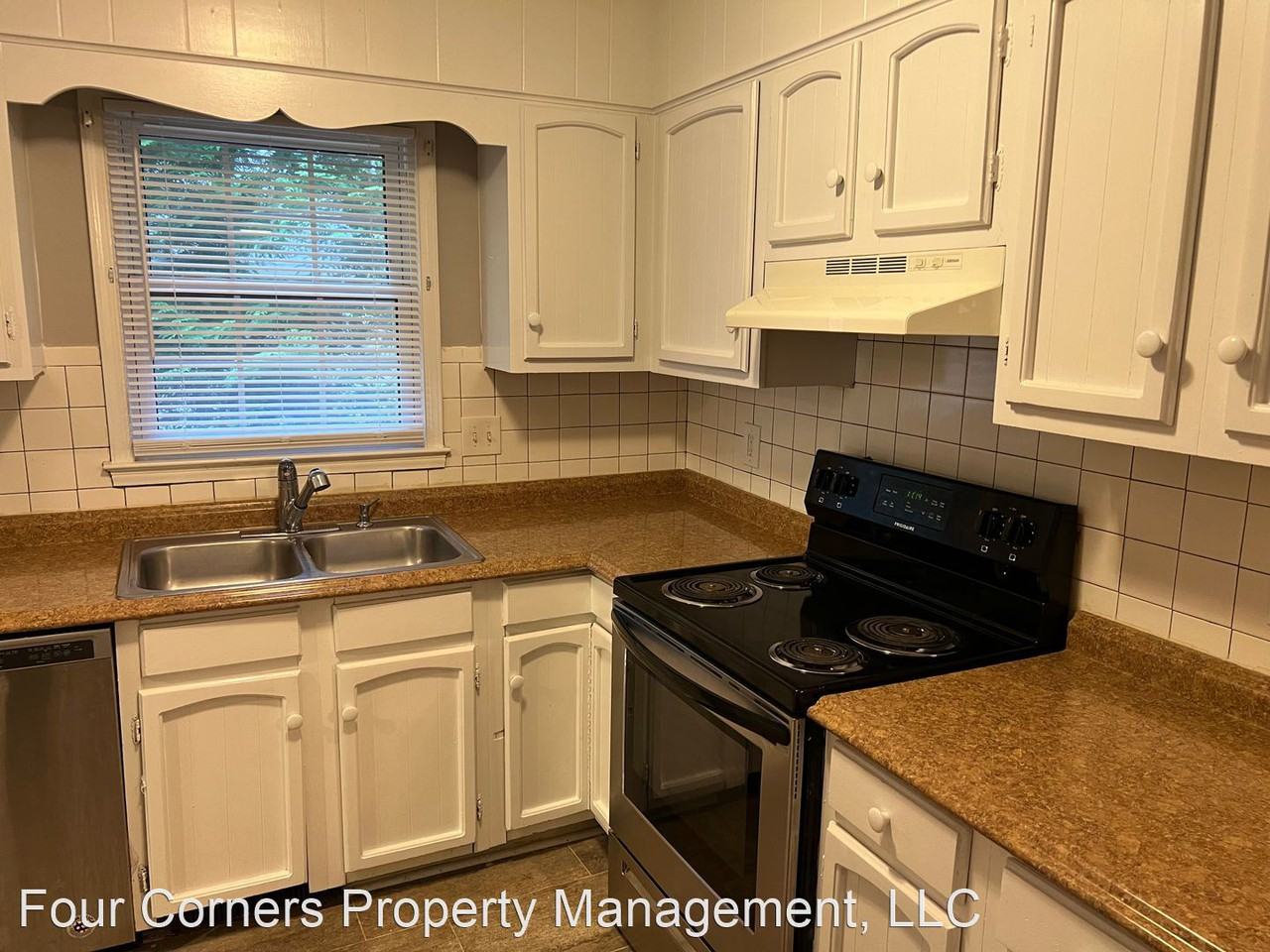 4402 Forest Walk Dr - Photo 3 of 11