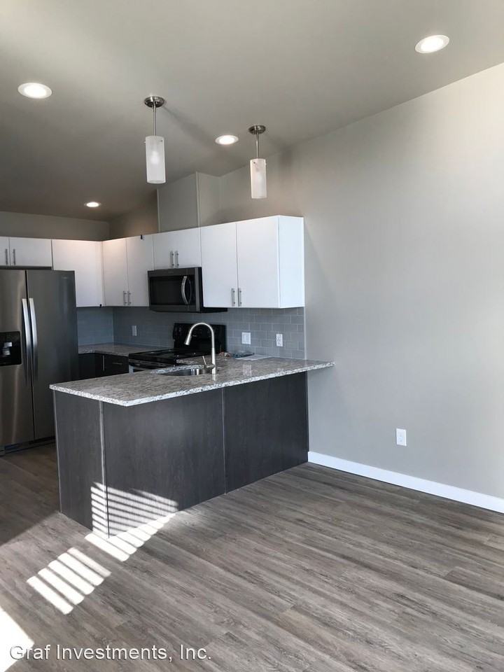 200 Canyon Parkway - Photo 3 of 13