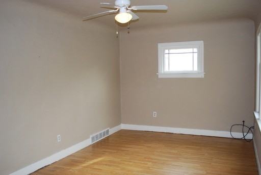 1024 S Director St - Photo 2 of 14