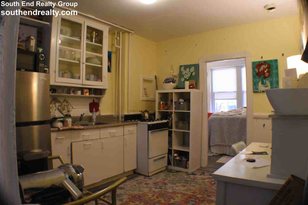 74 Myrtle St #1 - Photo 4 of 14