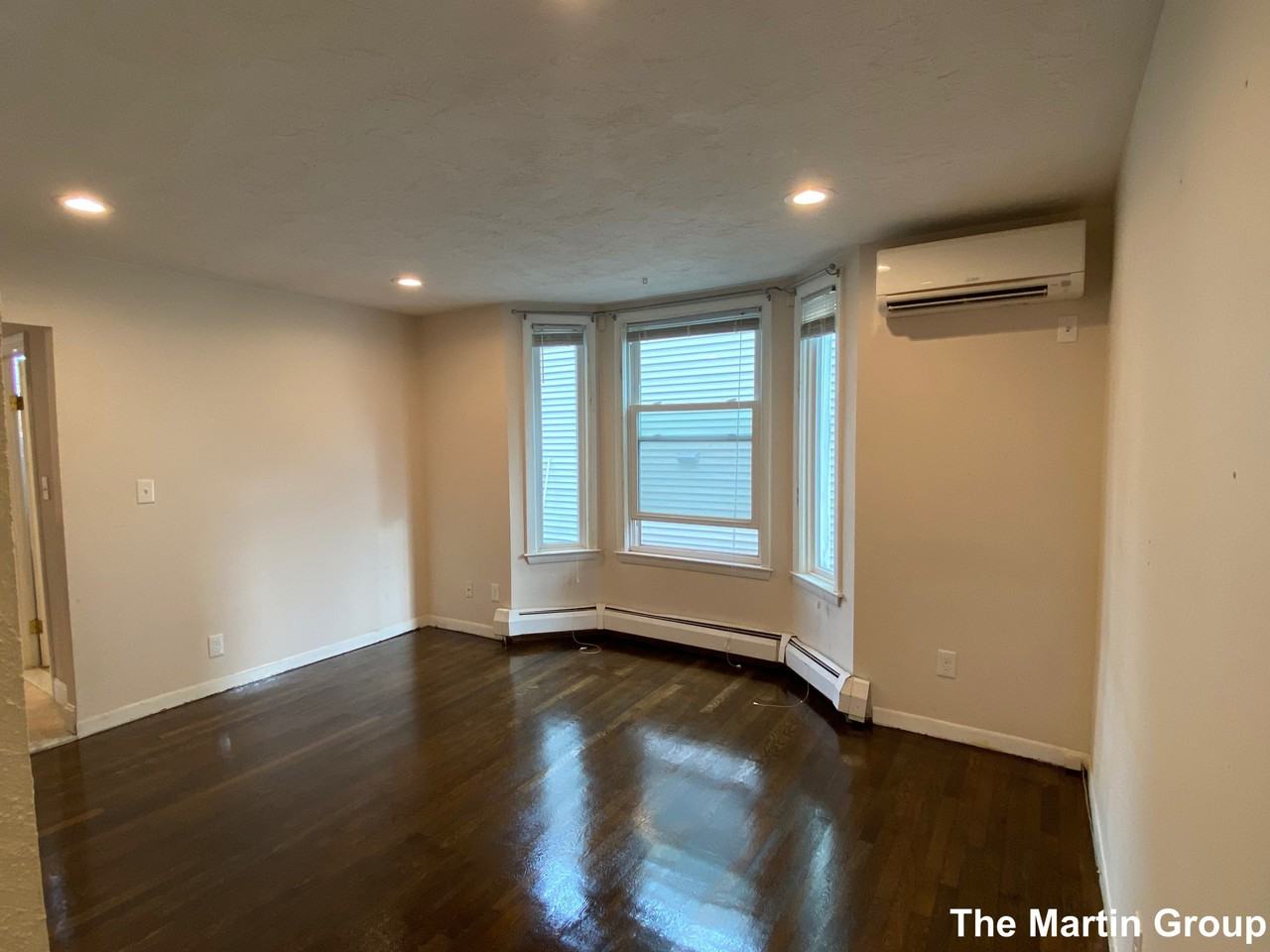 11 Pinckney St #2 - Photo 4 of 12