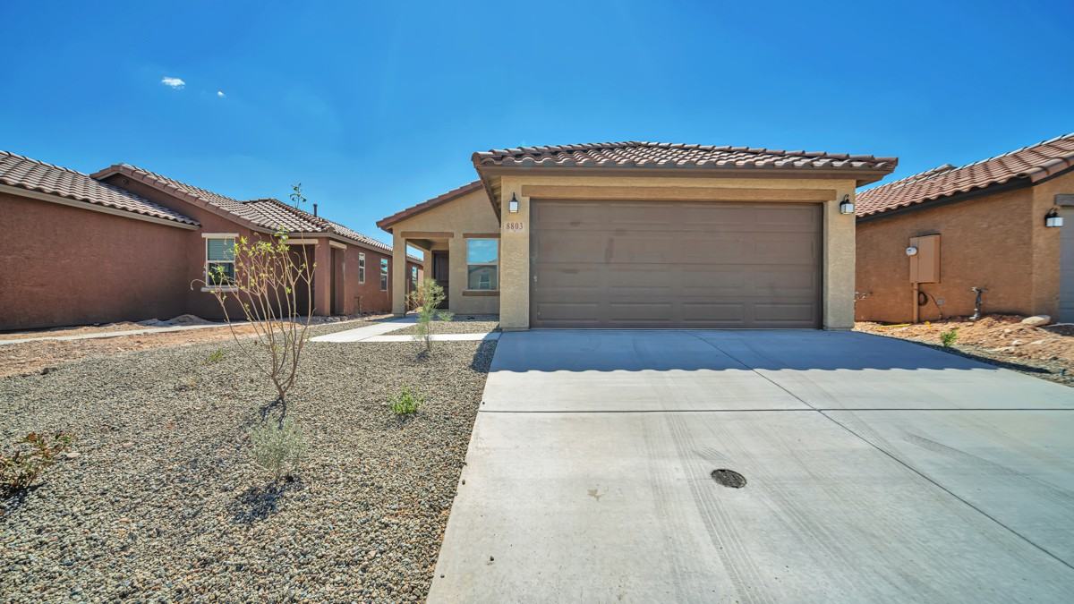 8803 E Stone Meadow Cir - Photo 2 of 25