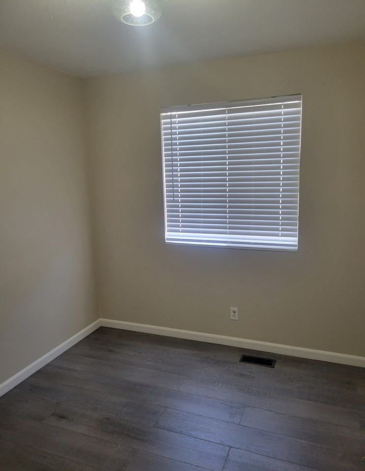 403 Ws - Photo 2 of 5