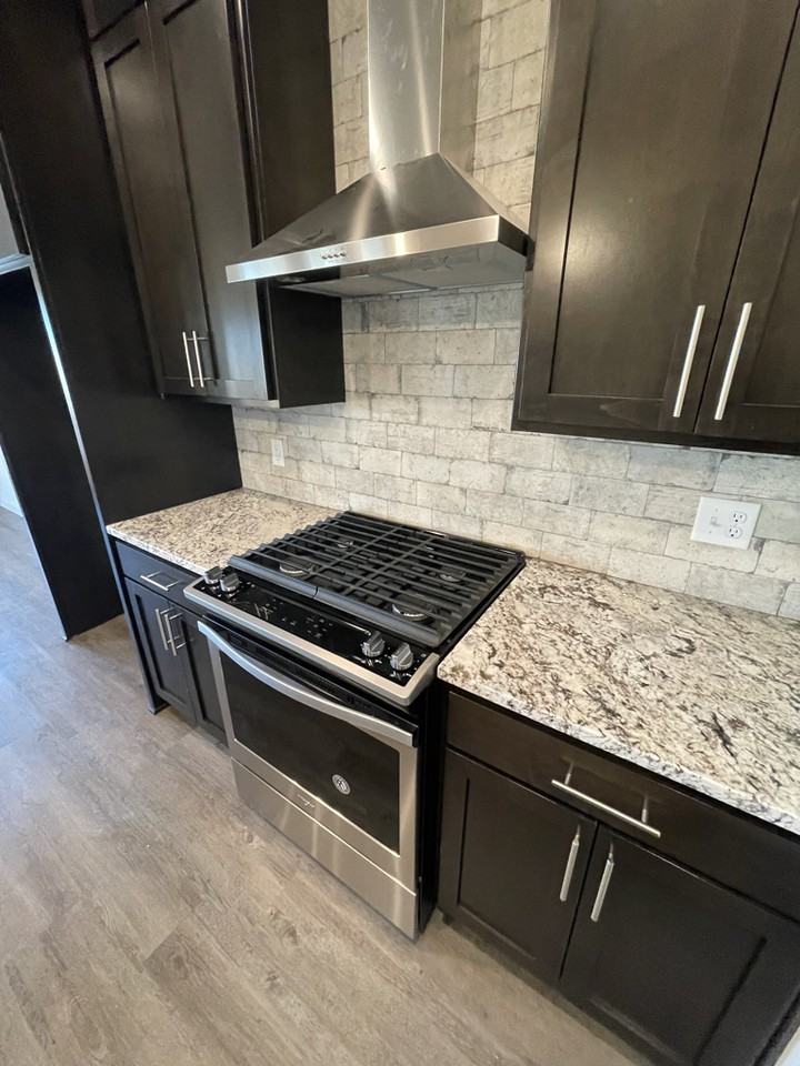 11919 N 131St East Ave - Photo 3 of 3