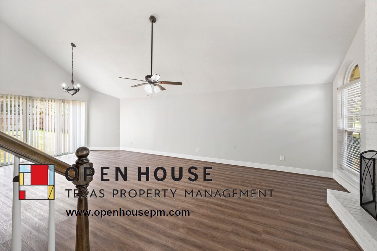 1190 Red Rock Canyon Dr - Photo 2 of 11