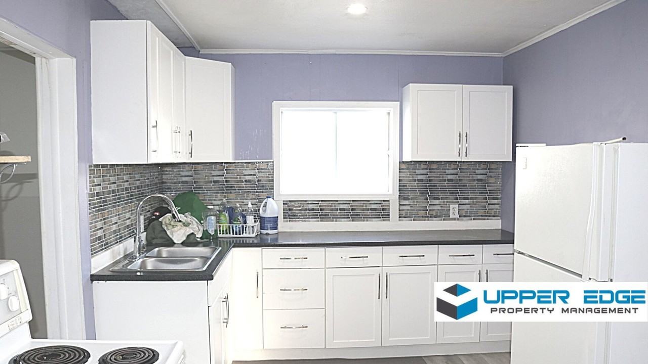 721 Pacific Ave - Photo 2 of 18