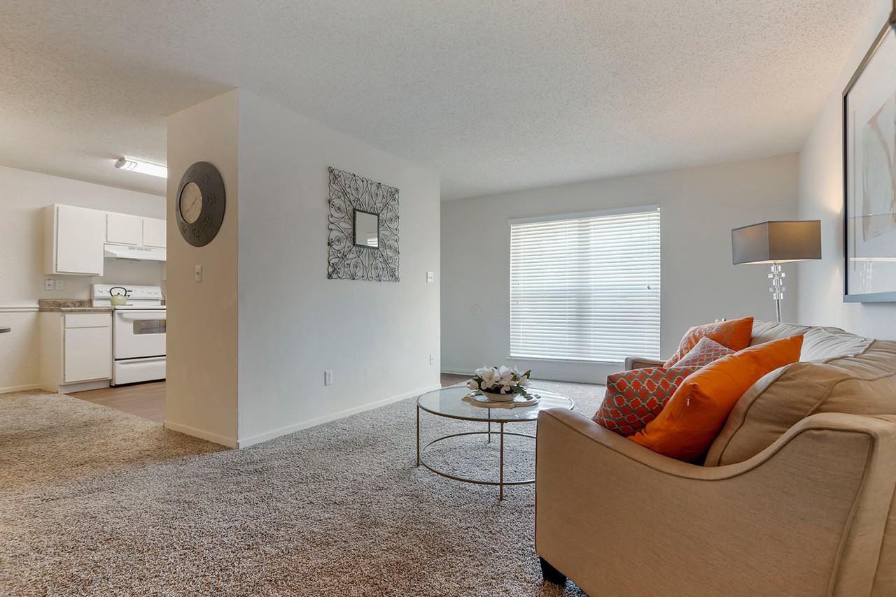 Lakeshore Landing Apartments - Photo 7 of 32