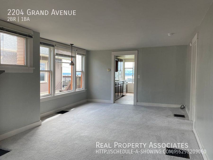 2204 Grand Ave - Photo 3 of 13