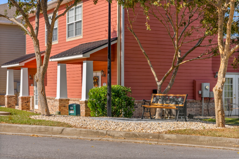 720 Arbor Lake Dr - Photo 4 of 40