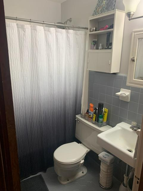 524 E Chestnut St - Photo 3 of 15