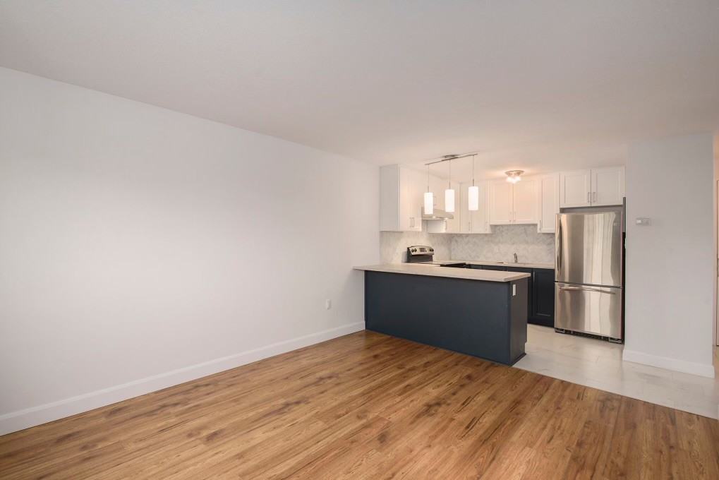 90 Willow Street #302