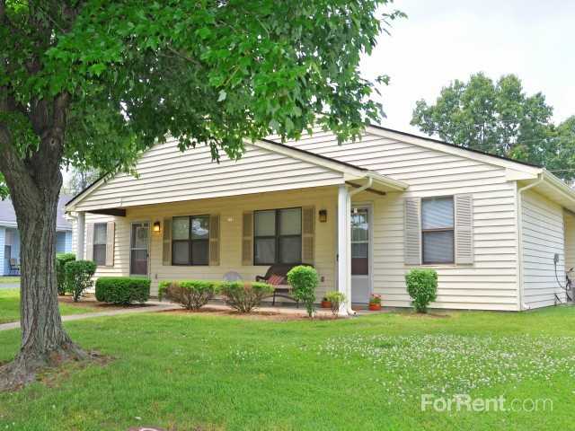 Buckingham Apartments - Photo 3 of 26
