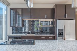 featured image of 161 W Kinzie St #2-2