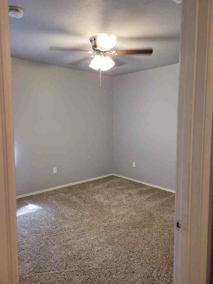 208 Alpine Dr #1 - Photo 3 of 4