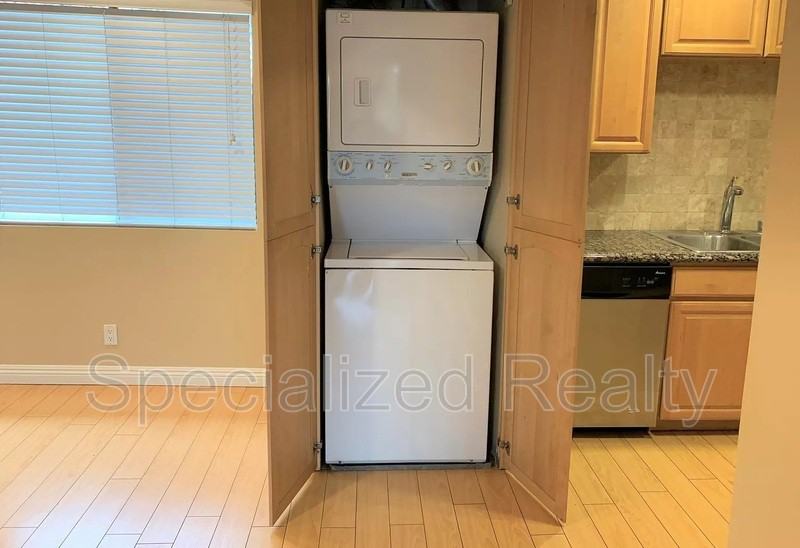 1245 Orange Grove Ave #203 - Photo 5 of 5