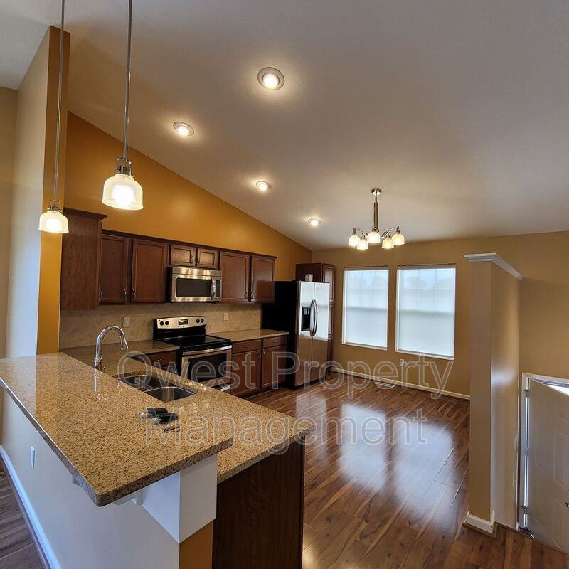 3753 Creek Way Dr Se - Photo 3 of 14