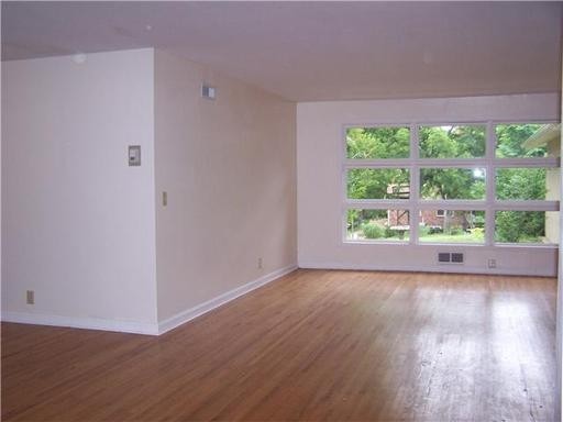 3008 Windemere Cir - Photo 3 of 37
