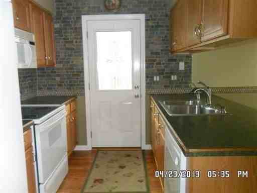 690 Miller Rd - Photo 2 of 8