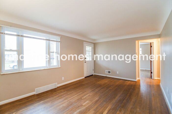 500 Lafayette Ave - Photo 3 of 17