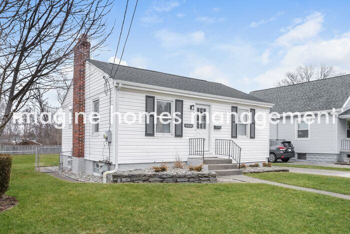 4560 Lamont Ave - Photo 3 of 22