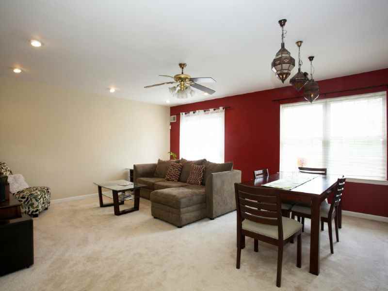 100 Glenridge Ave - Photo 3 of 15