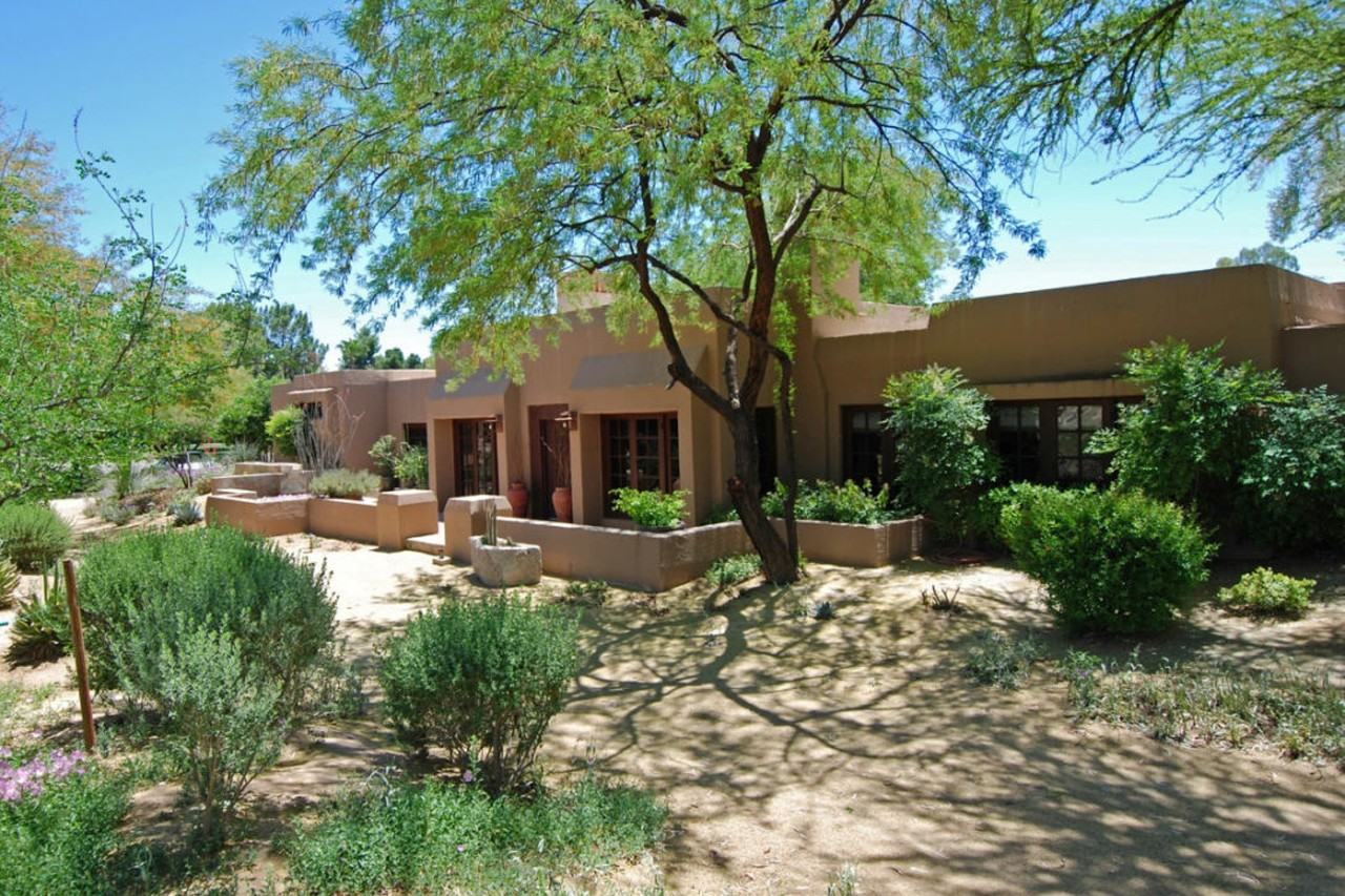 8324 N Golf Dr - Photo 2 of 37