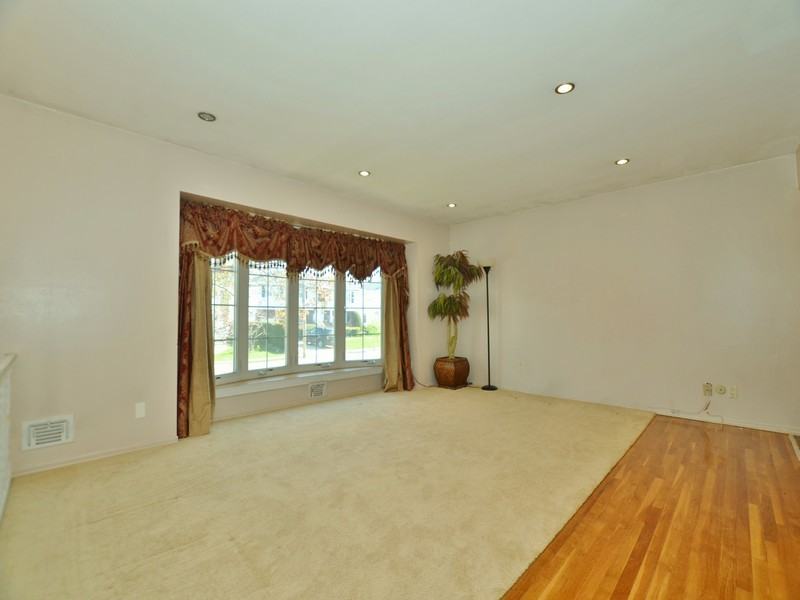 1167 Tulip Ave - Photo 3 of 20