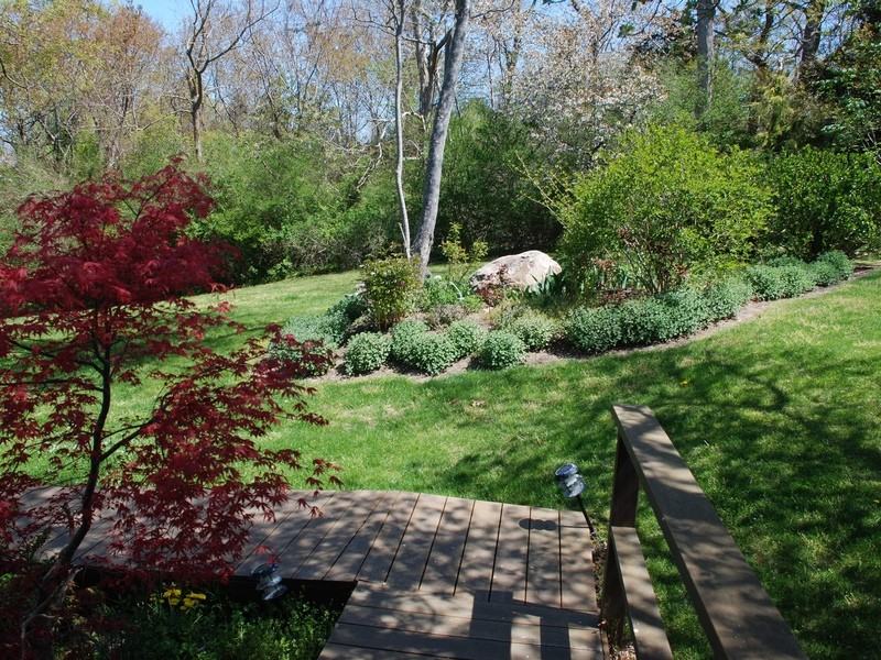 1055 N View Dr - Photo 3 of 11