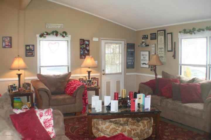 56 Deer Way - Photo 3 of 8