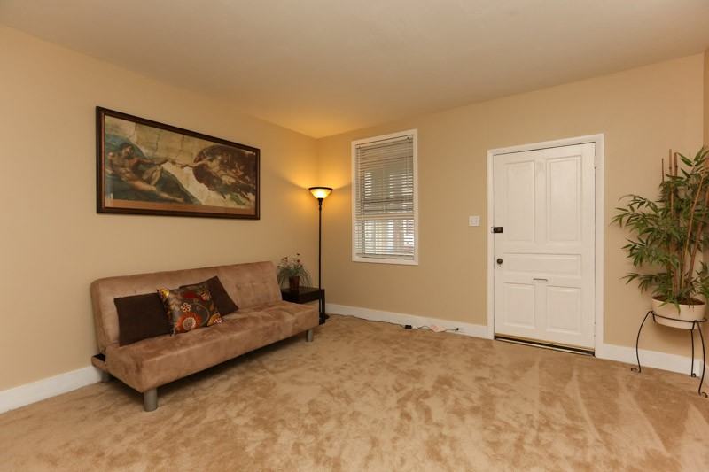 241 Mulberry St - Photo 2 of 12