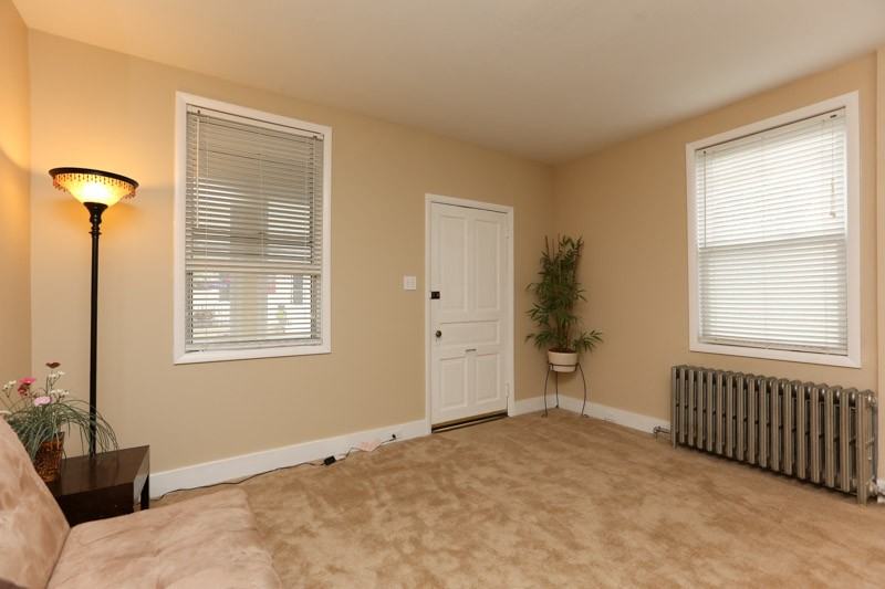 241 Mulberry St - Photo 3 of 12