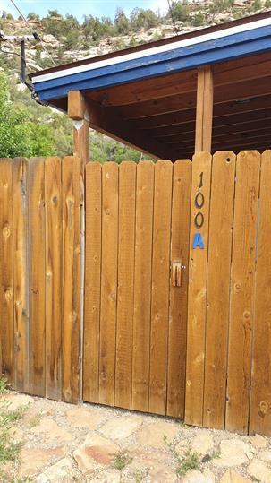 100 N 4th St - Photo 2 of 9