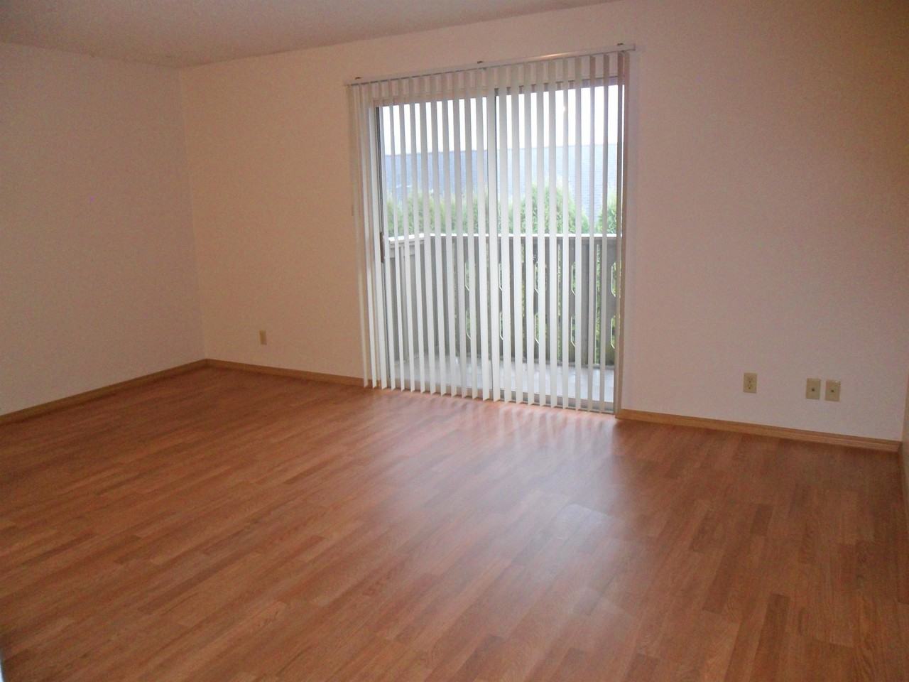 525 Fairview Ave Se Apt F #525F