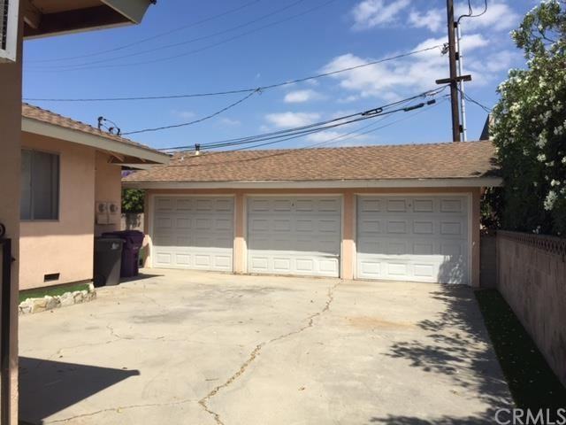 3720 Locust Ave - Photo 3 of 22
