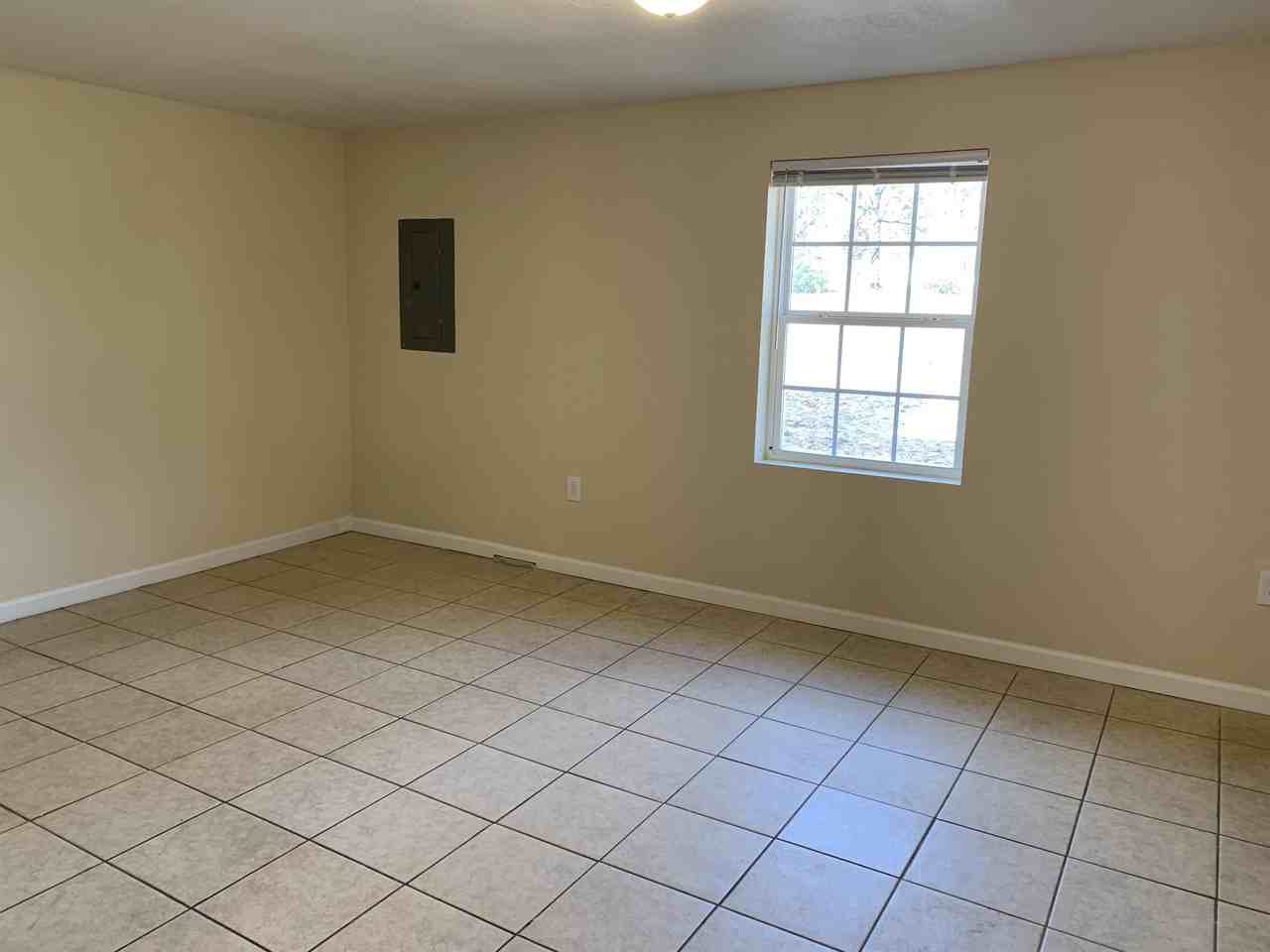 201 W Main St #1 - Photo 5 of 5