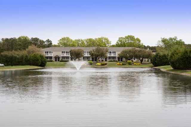 Lakeside Village Apartments - Photo 3 of 24