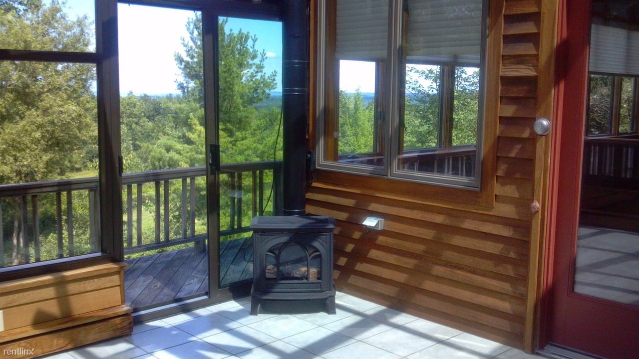 94 Hungerford Rd - Photo 3 of 12