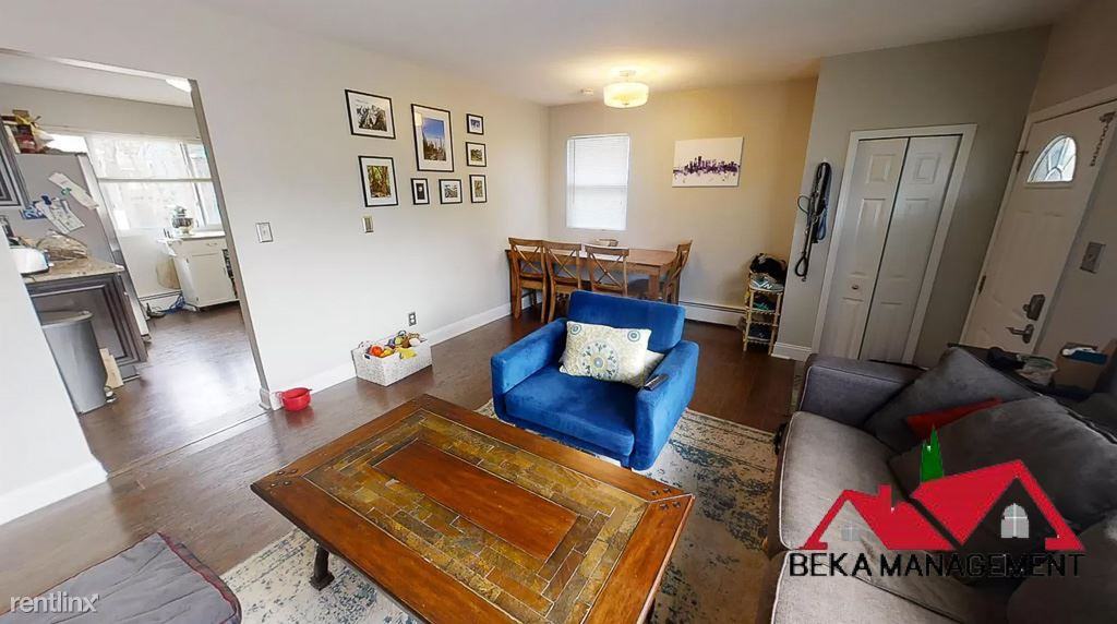 1734 Abbott Ave Uppr - Photo 3 of 13