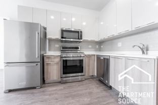932 W Dakin St #301 - Photo 1 of 1