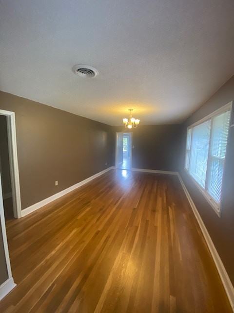 970 Long Crescent Dr - Photo 3 of 20