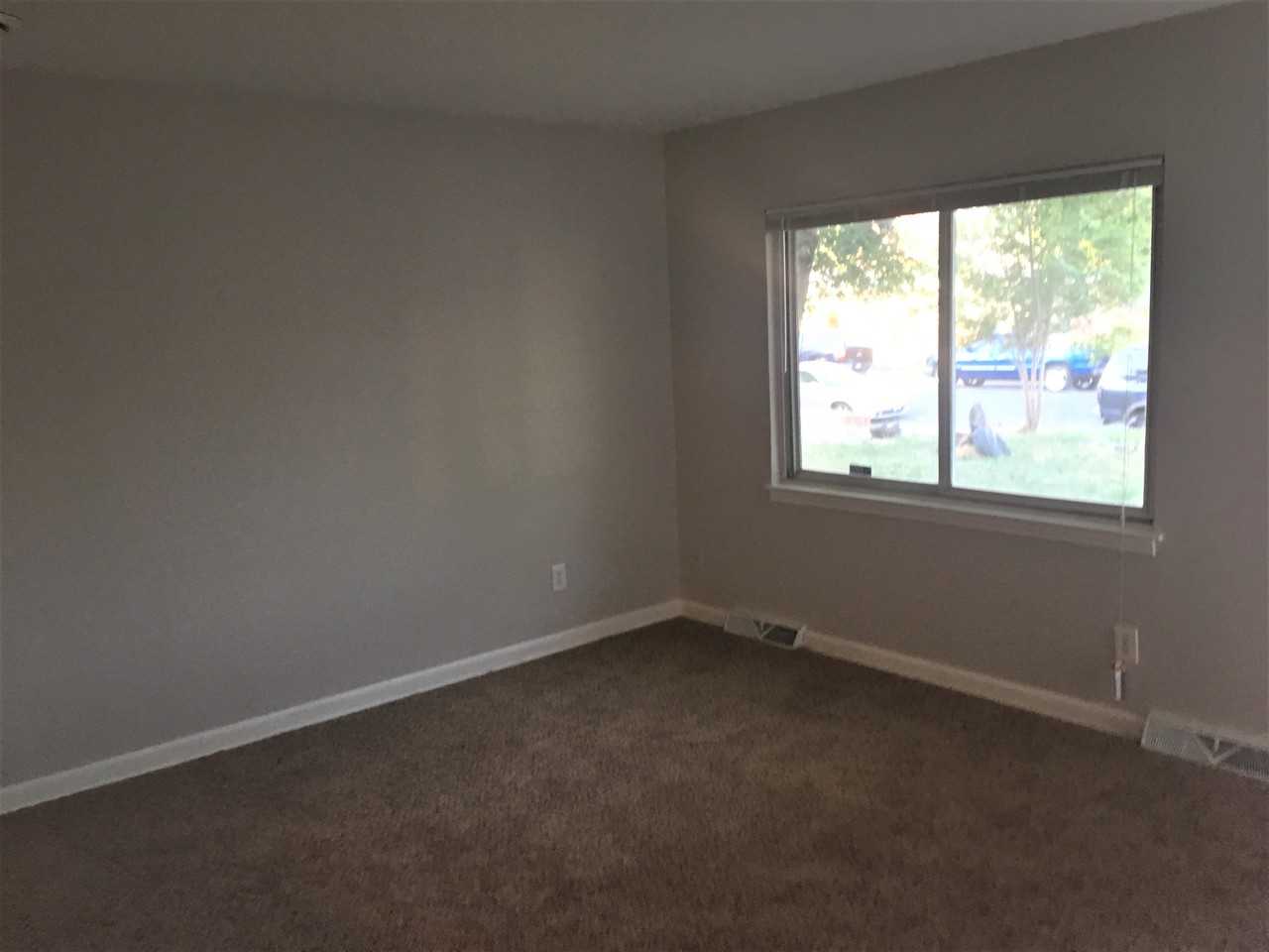 1060 Emporia St - Photo 2 of 9