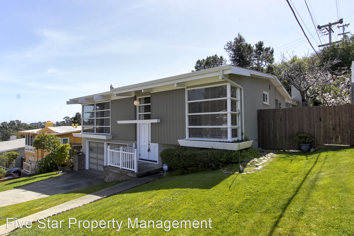 2571 Princeton Dr - Photo 2 of 28